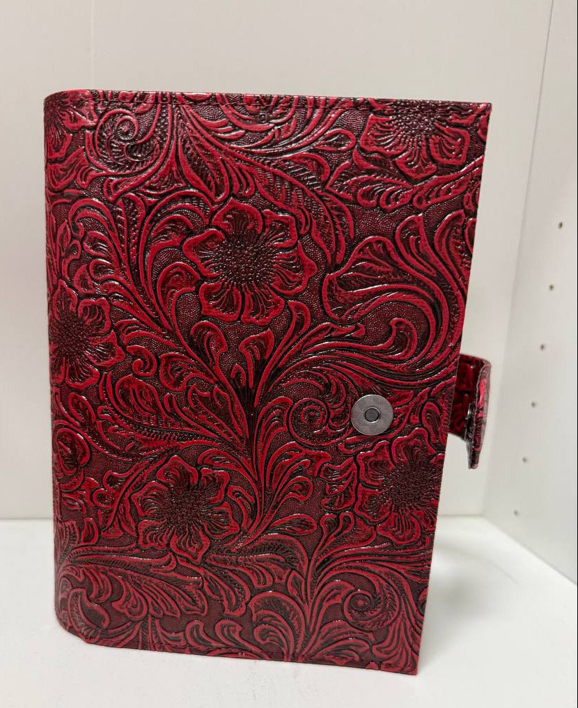 Speciale Deluxe Binder Robin Rubinrot A6 mit Blumen Schwarz Glänzende Hardware