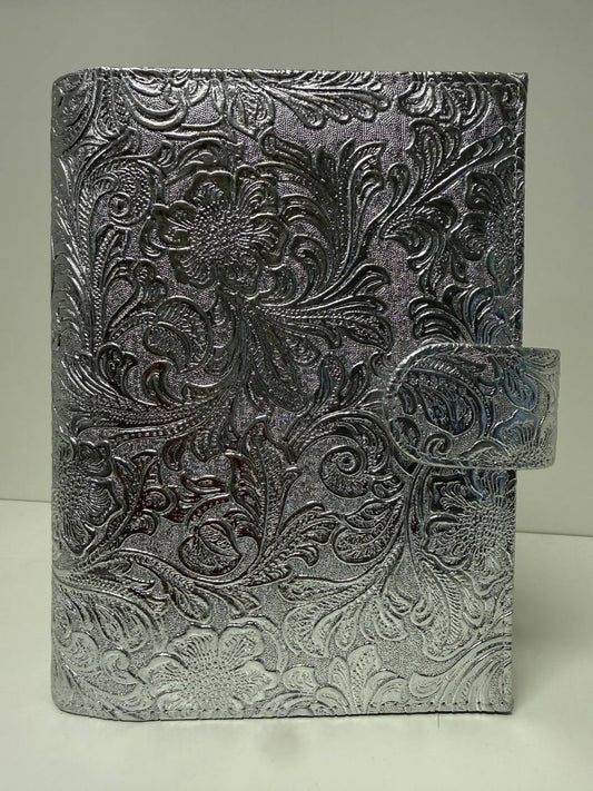 Speciale Deluxe Binder Selina  A6 Silber mit Blumen Glänzende Hardware