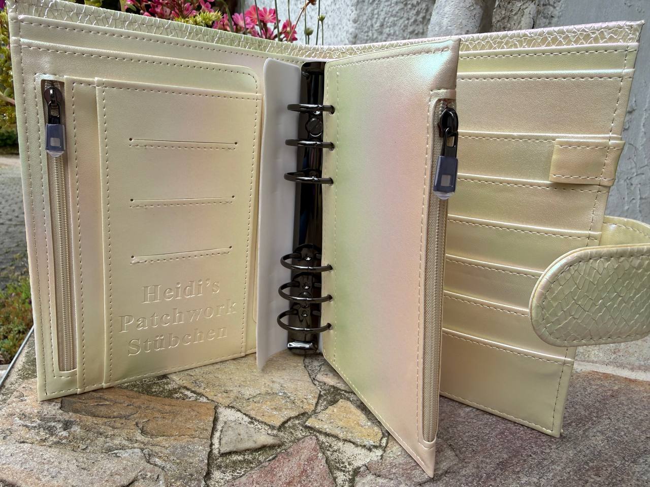 B Ware Glitzer Deluxe Binder A6 Schwarz glänzende Hardware Leo Binder Und Snake